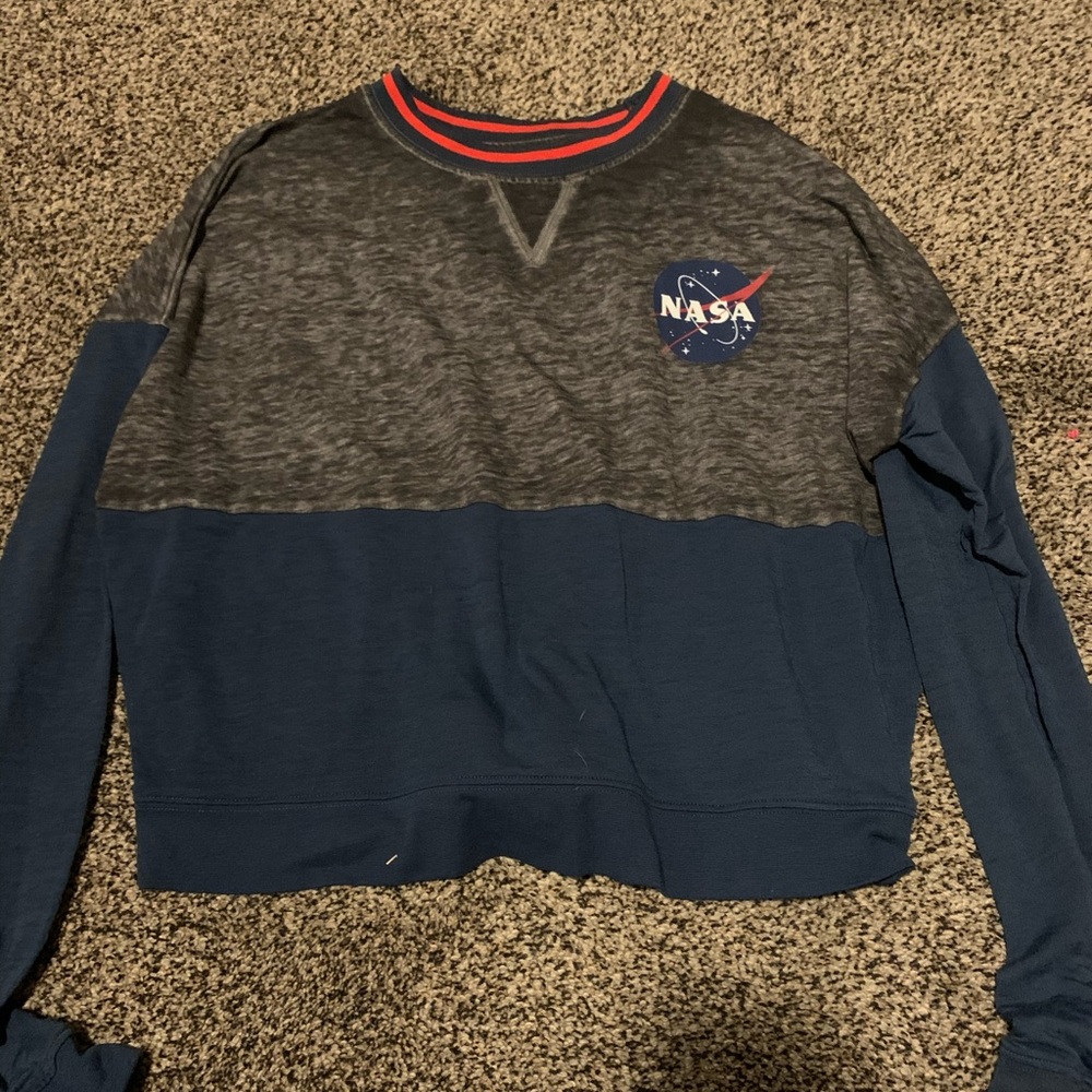 Light Long sleeve shirt